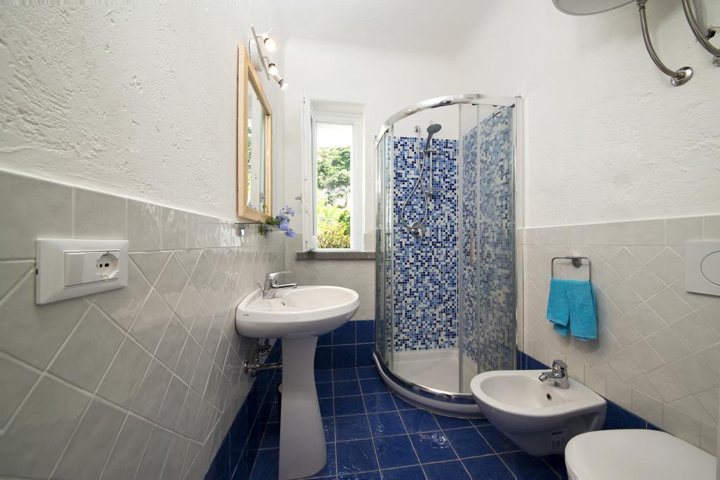 Casa Margherita Ischia Forio  Bilik gambar
