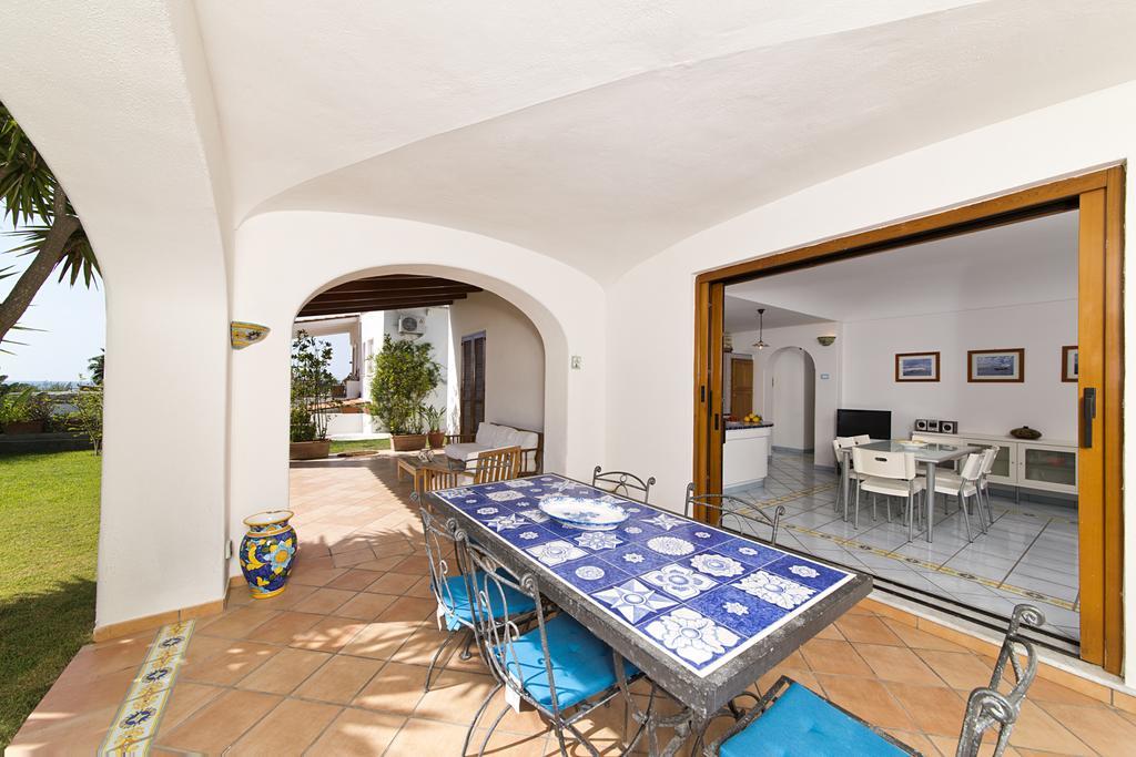 Casa Margherita Ischia Forio  Bilik gambar